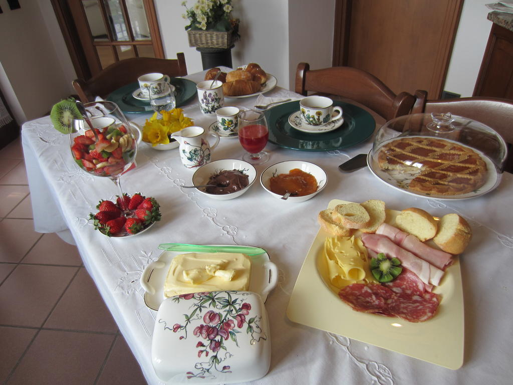 Marinella B&B Cornale Eksteriør bilde